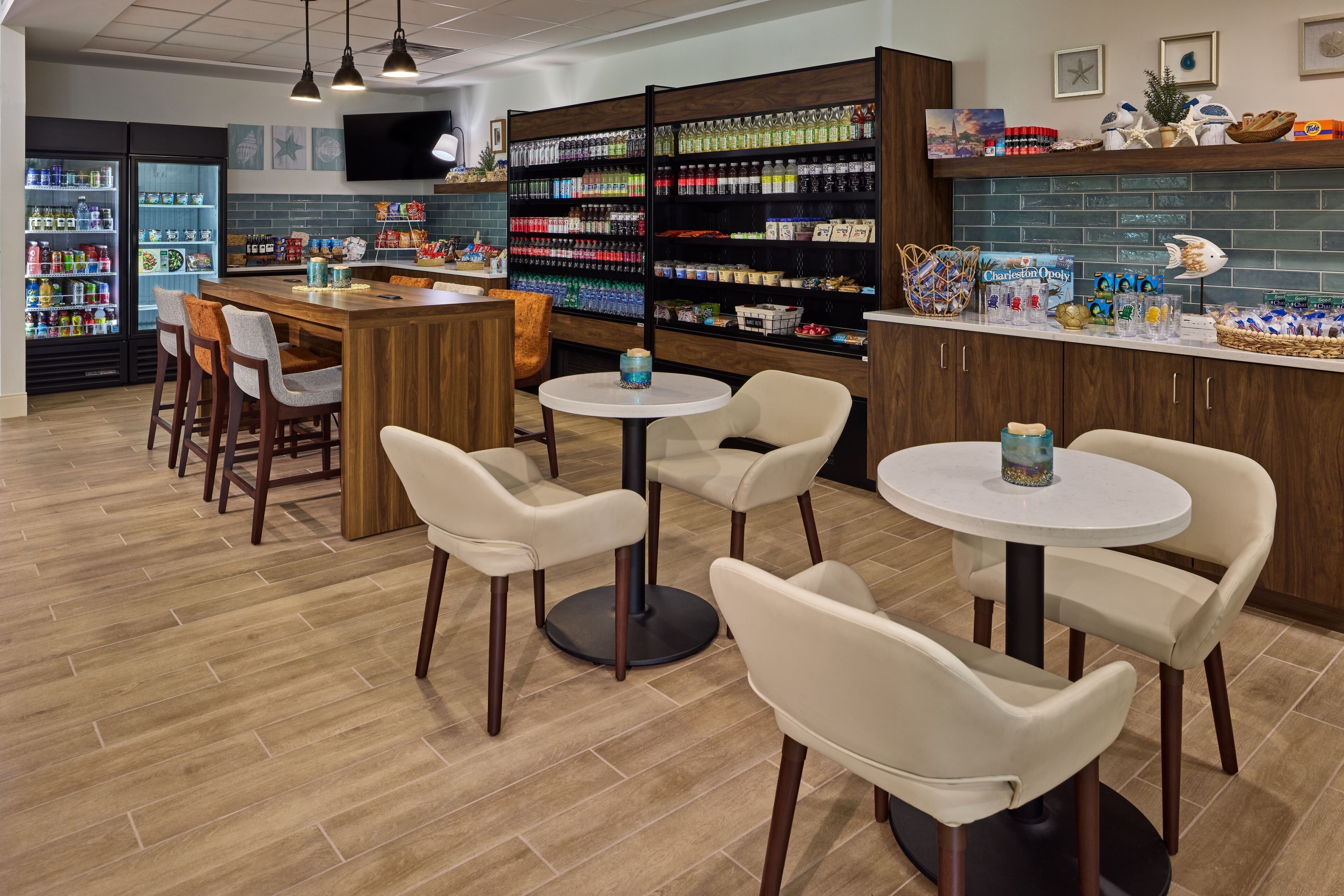 Photo - Holiday Inn Express & Suites Charleston DWTN - Medical CTR by IHG