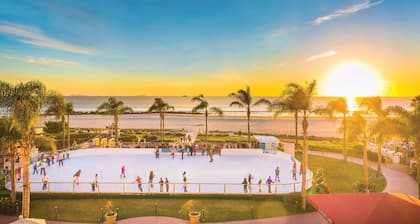 Hotel del Coronado, Curio Collection by Hilton