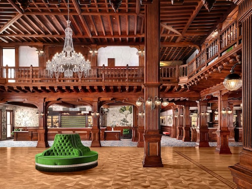 Hotel del Coronado, Curio Collection by Hilton