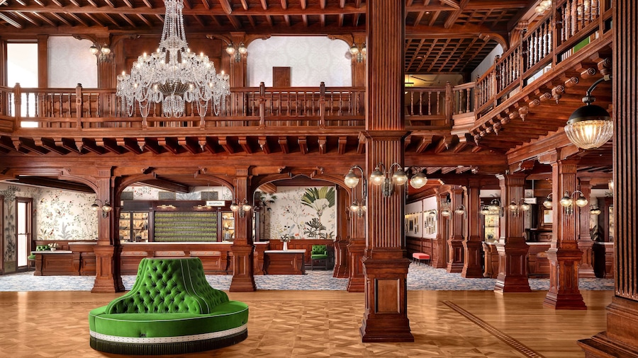 Hotel del Coronado, Curio Collection by Hilton
