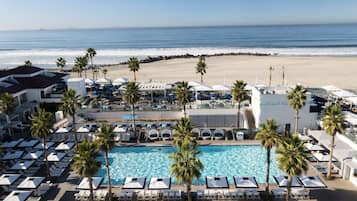 Outdoor pool, open 8:00 AM to 8:00 PM, pool cabanas (surcharge)