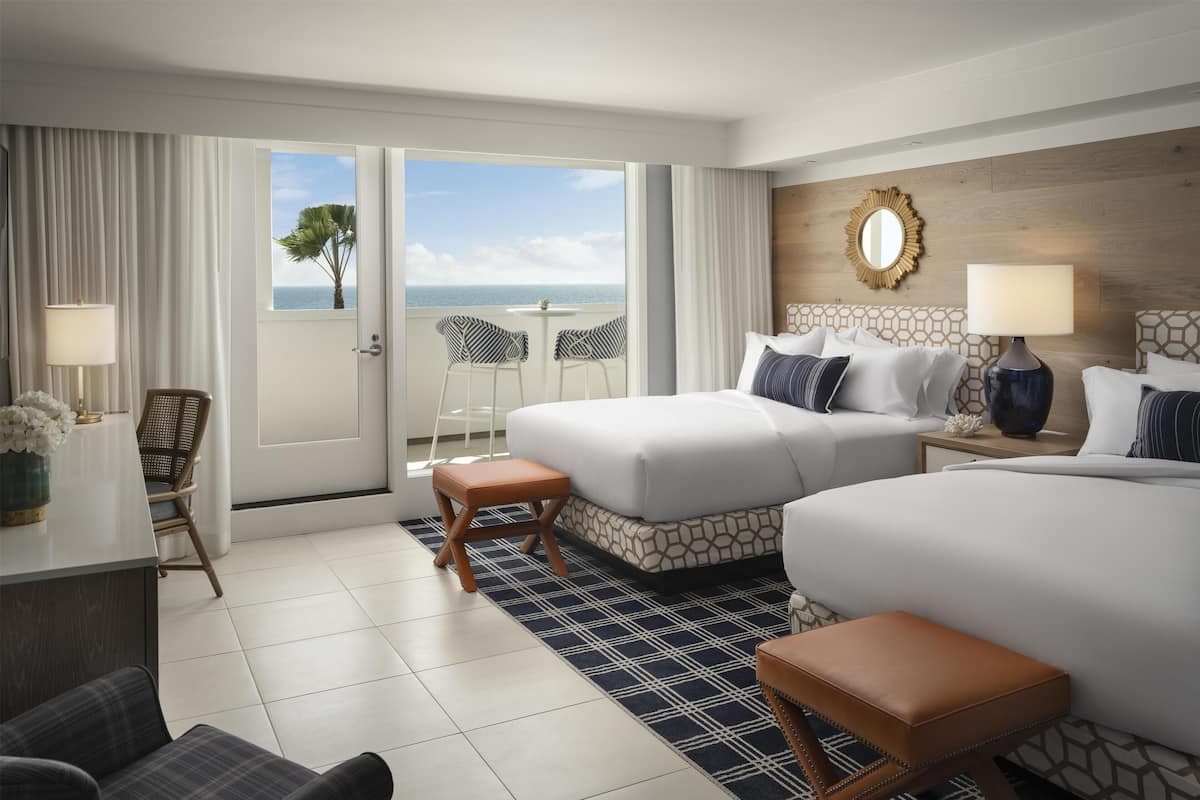 Premium bedding, in-room safe, iron/ironing board, free WiFi