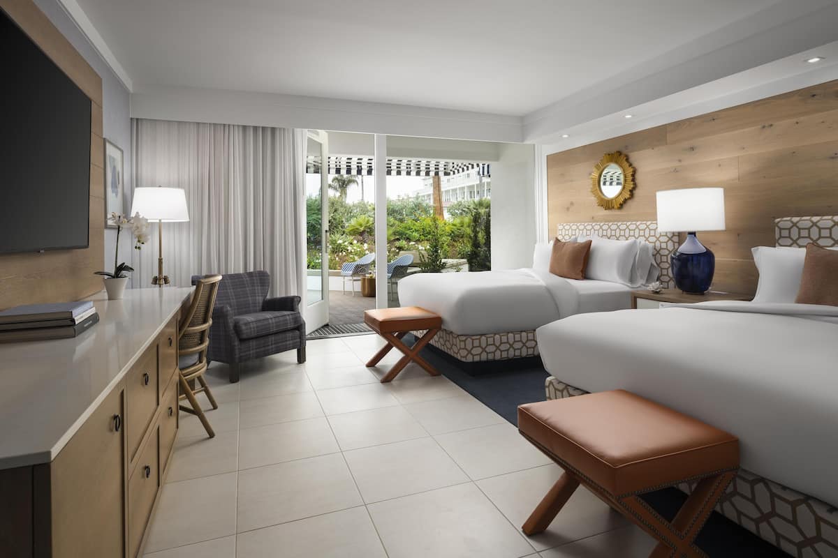 Premium bedding, in-room safe, iron/ironing board, free WiFi