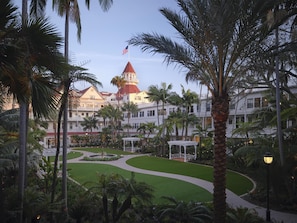 Exterior - Hotel del Coronado, Curio Collection by Hilton (Coronado)