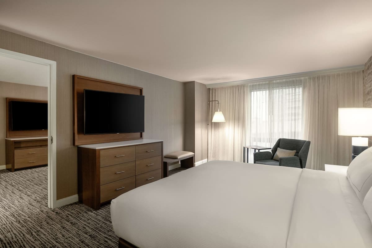 Suite, 1 Bedroom | Premium bedding, in-room safe, desk, laptop workspace