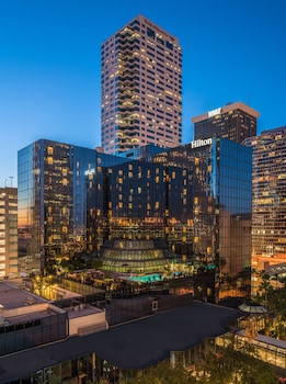 Hotel Exterior at Hilton Tampa Downtown