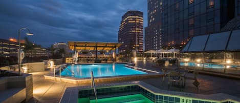 Outdoor pool, pool loungers