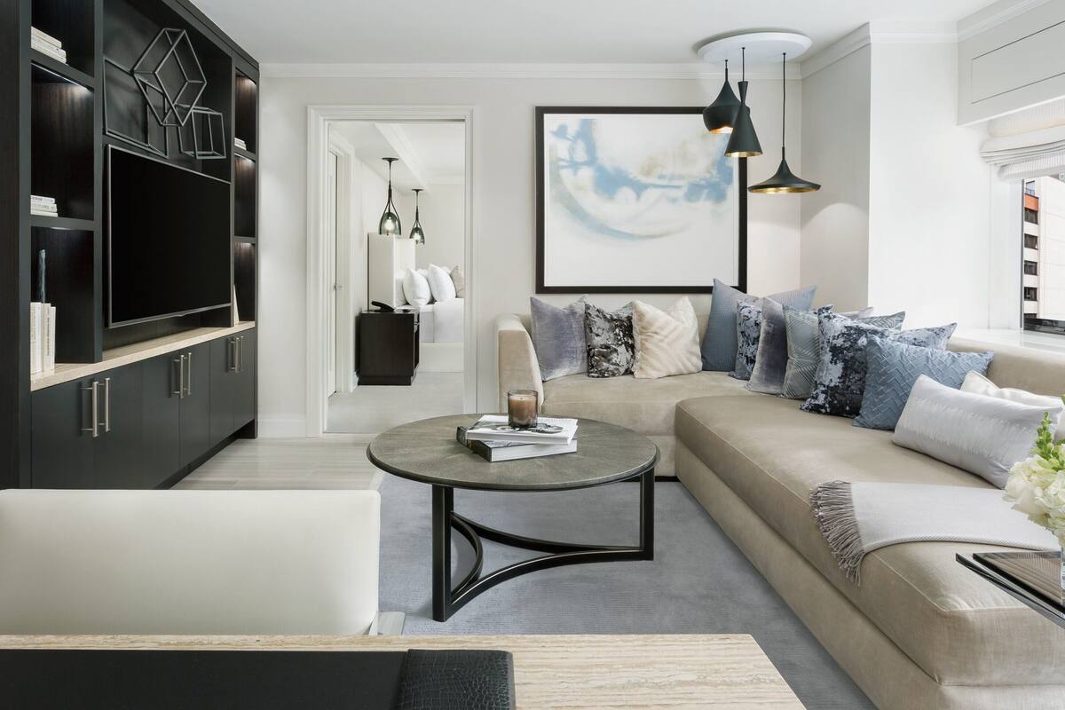 Presidential Suite, 1 King Bed (Manhattan Floor) | Premium bedding, pillowtop beds, in-room safe, desk