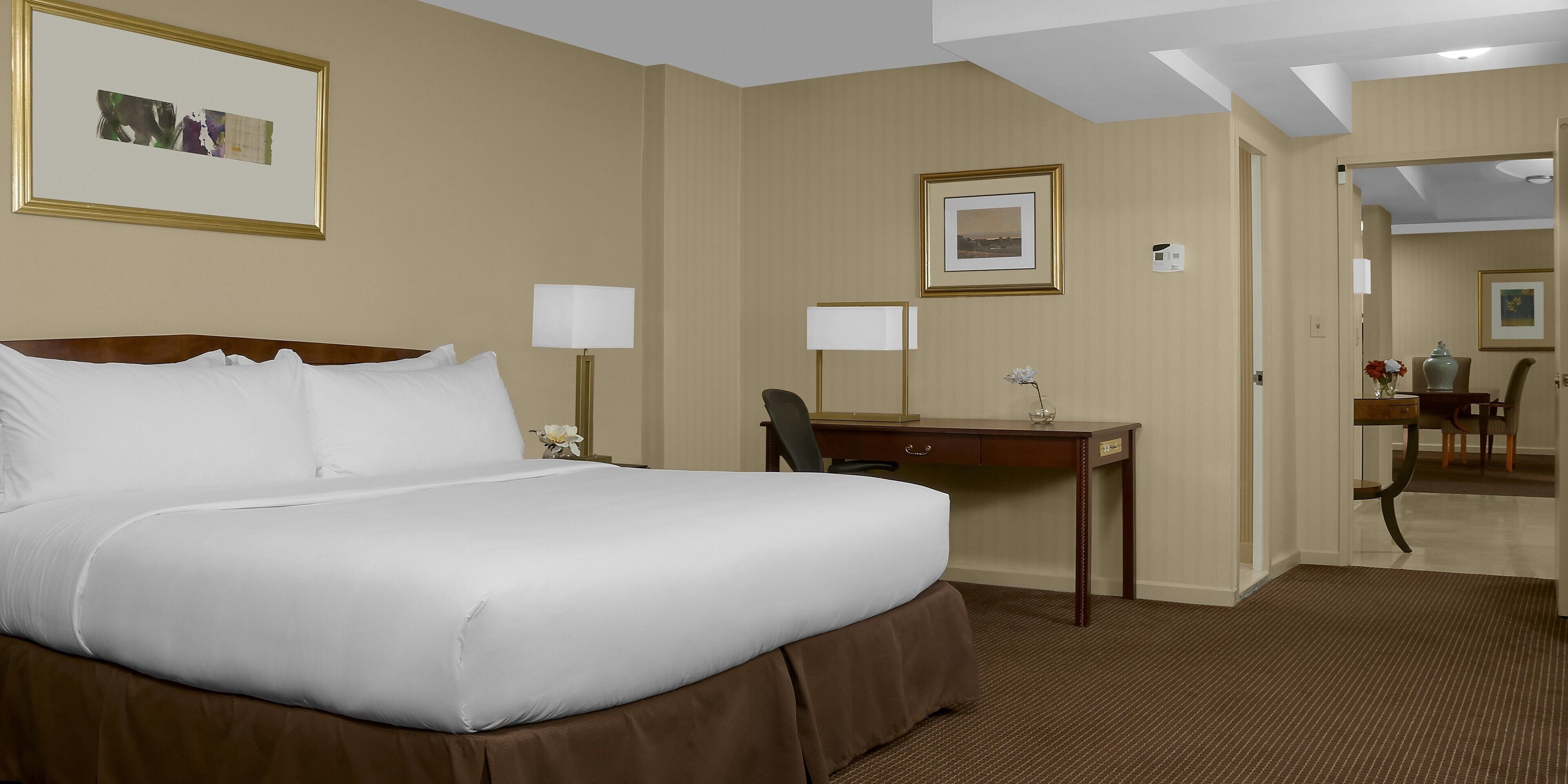 Standard Room, 1 King Bed