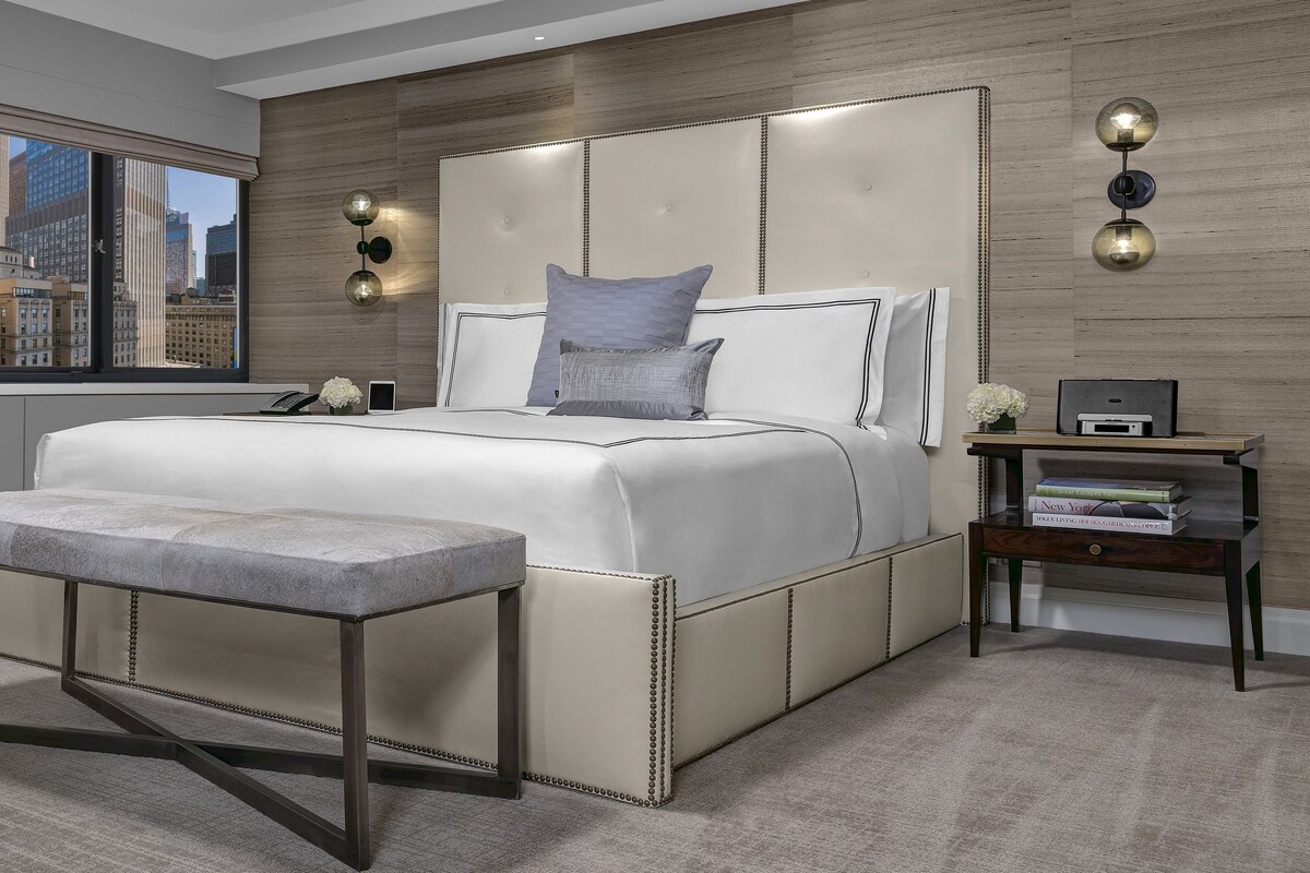 Premium bedding, pillow-top beds, in-room safe, desk