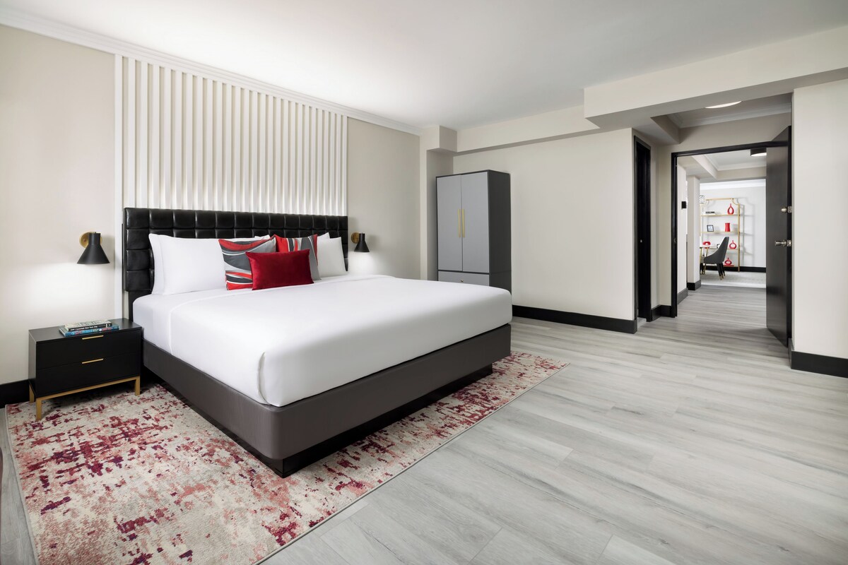 Premium bedding, pillow-top beds, in-room safe, desk