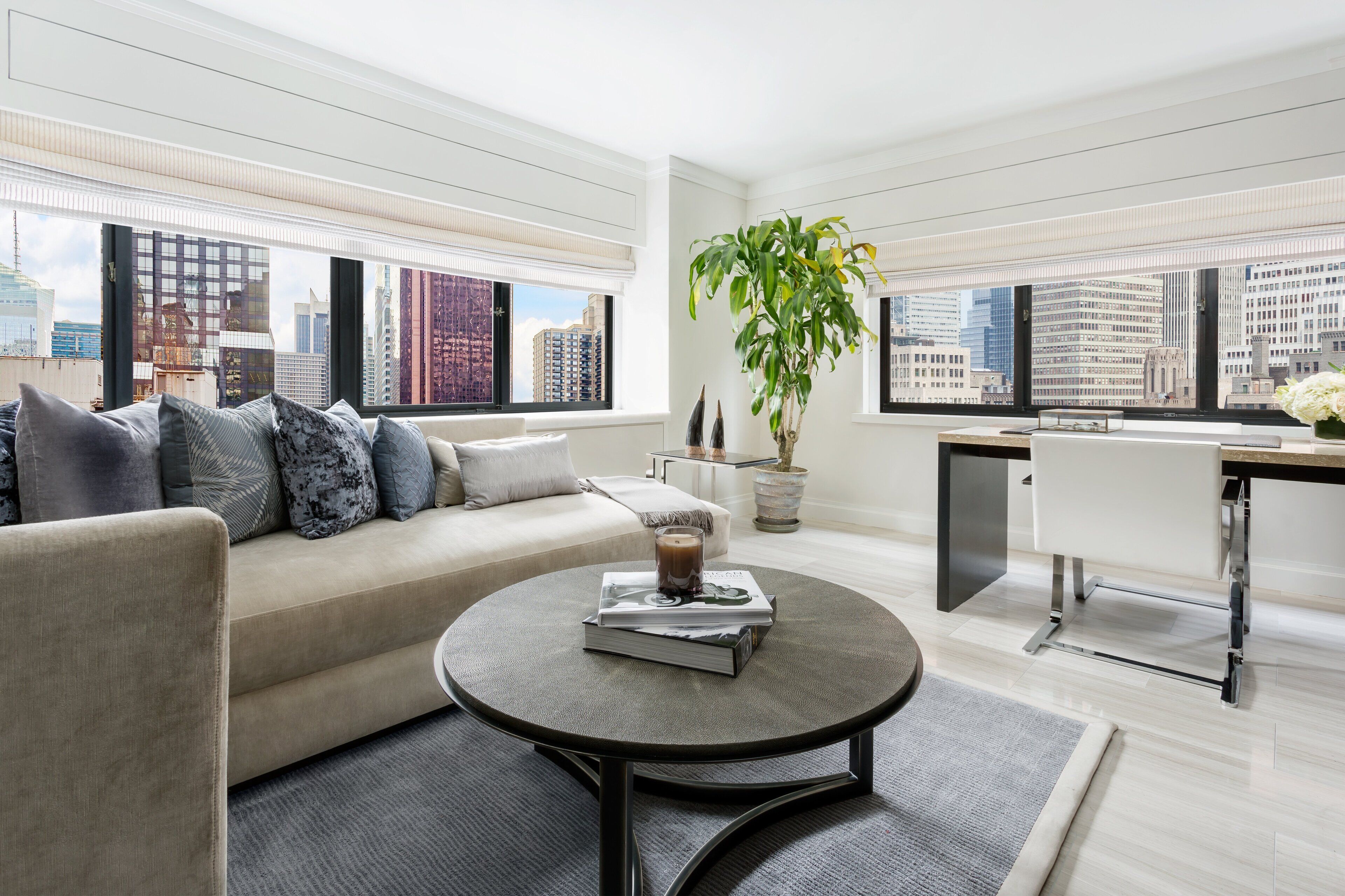 Suite presidencial, 1 cama de matrimonio grande (Manhattan Floor) | Ropa de cama de alta calidad y colchones con acolchado adicional