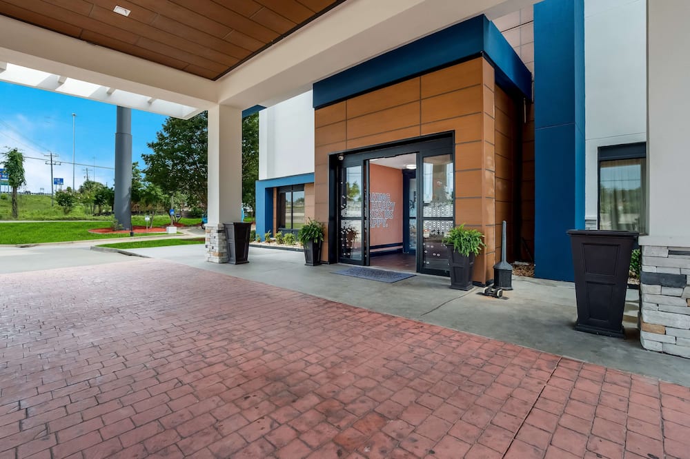 Hampton Inn Columbia-I-26 Airport