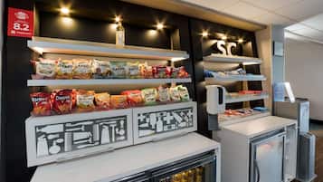 Snack-bar