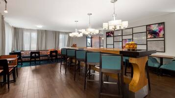 Free continental breakfast