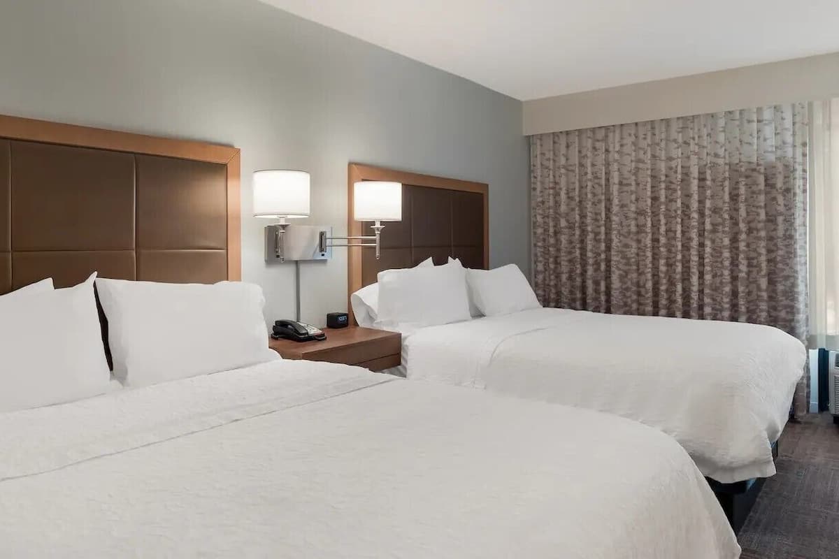 standard room, 2 double beds, non smoking | 1 bedroom, premium bedding, in-room safe, blackout curtains