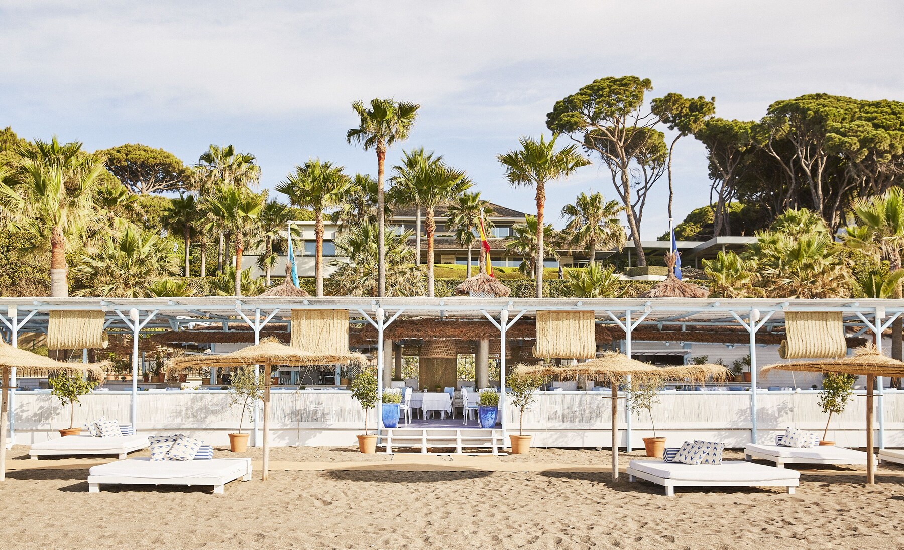 Beach nearby, beach umbrellas, beach towels, beach bar