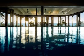 Espace de soins pour les couples, sauna, bain à remous, hammam