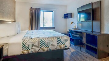 Escritorio, cortinas blackout, wifi gratis y ropa de cama 