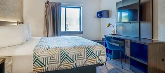 Motel 6 Milwaukee, WI - Glendale