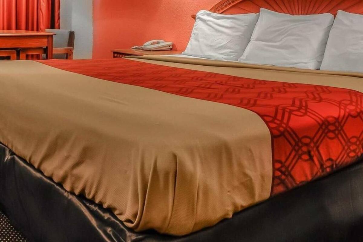 Schreibtisch, kostenloses WLAN, BettwƤsche