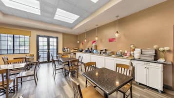 Free daily on-the-go breakfast