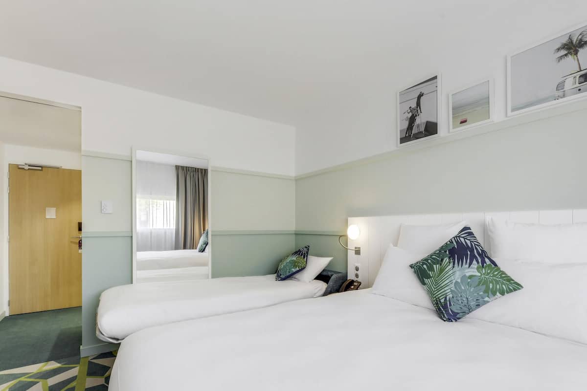 Standard Room, Multiple Beds