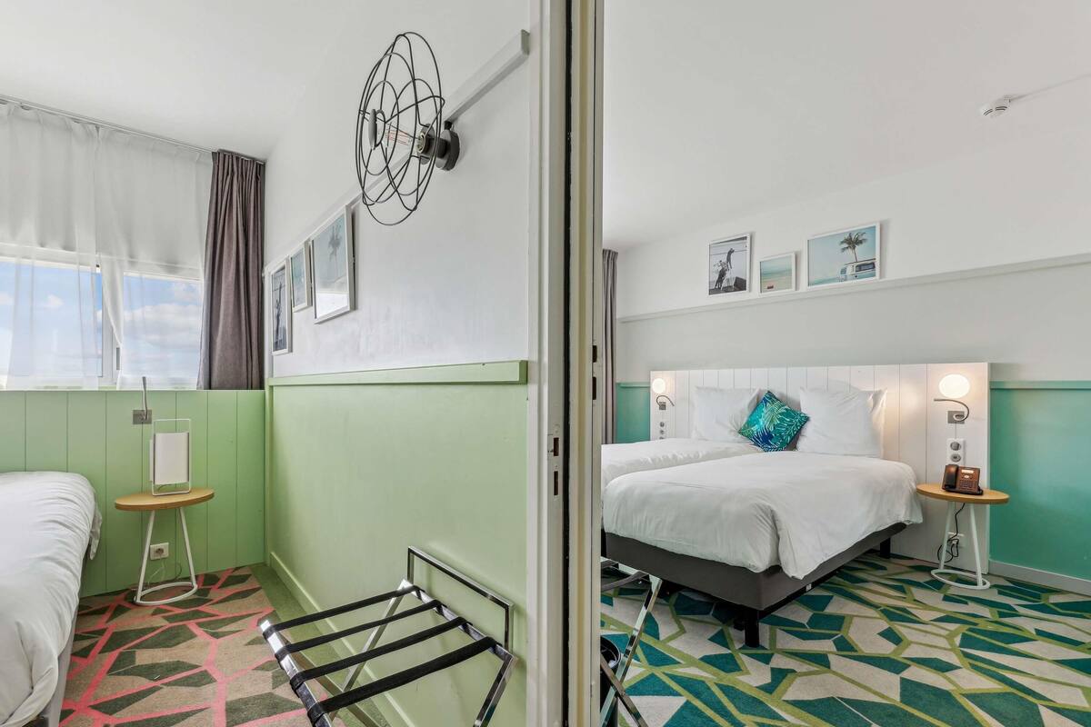 标准房, 多张床 | 高档床上用品、办公桌、笔记本电脑工作区、隔音