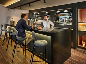 Bar (en el alojamiento)