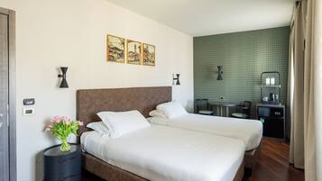 Classic-Doppel- oder -Zweibettzimmer