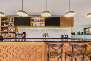 Breakfast, lunch and dinner served - Fiesta Inn Oaxaca (Oaxaca)