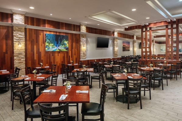 Restaurant - DoubleTree by Hilton Cherry Hill Philadelphia (Cherry Hill)