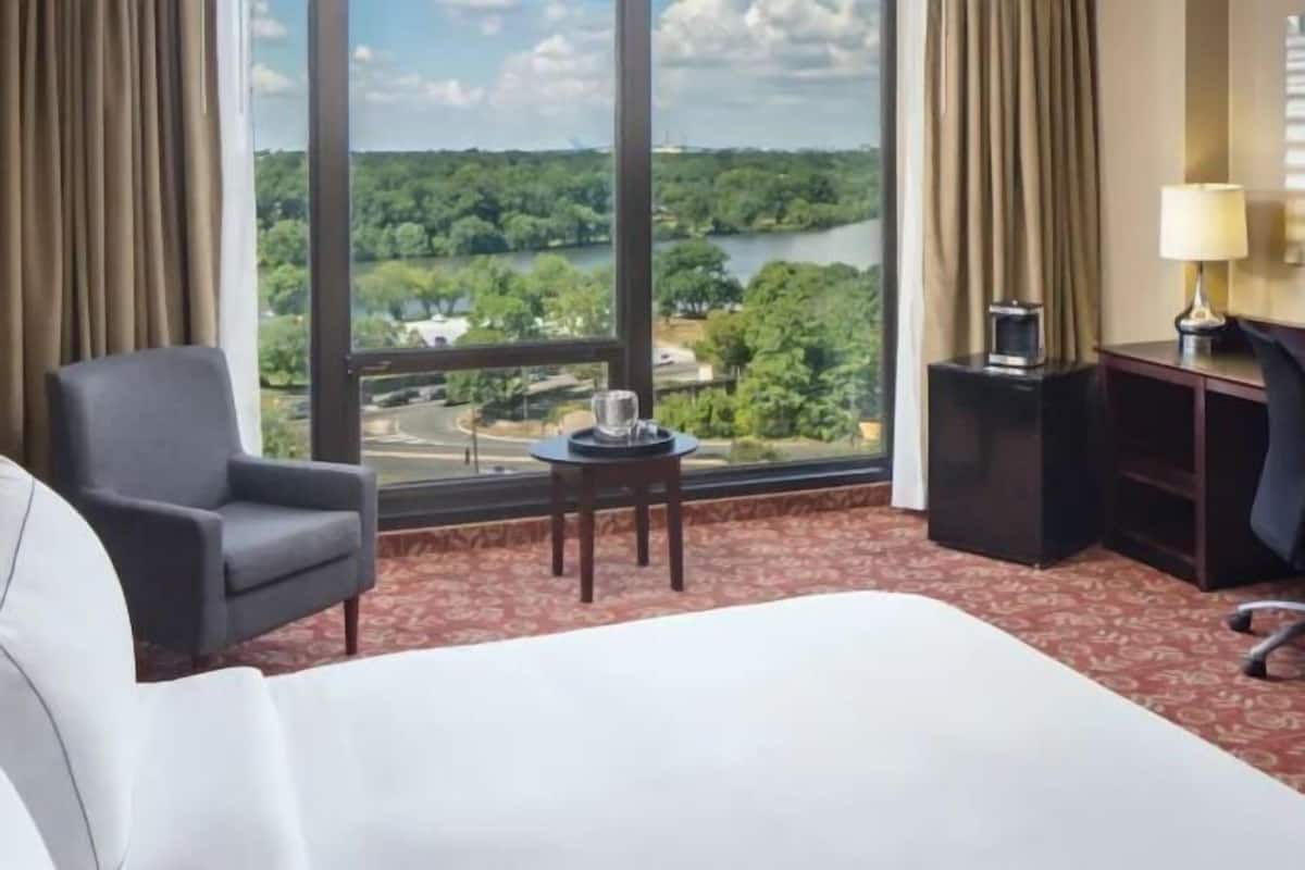 Desk, blackout drapes, iron/ironing board, free WiFi