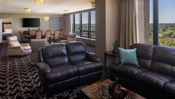 Presidential Suite, Multiple Beds | Living area | 32-inch flat-screen TV with cable channels, TV, video-game console
