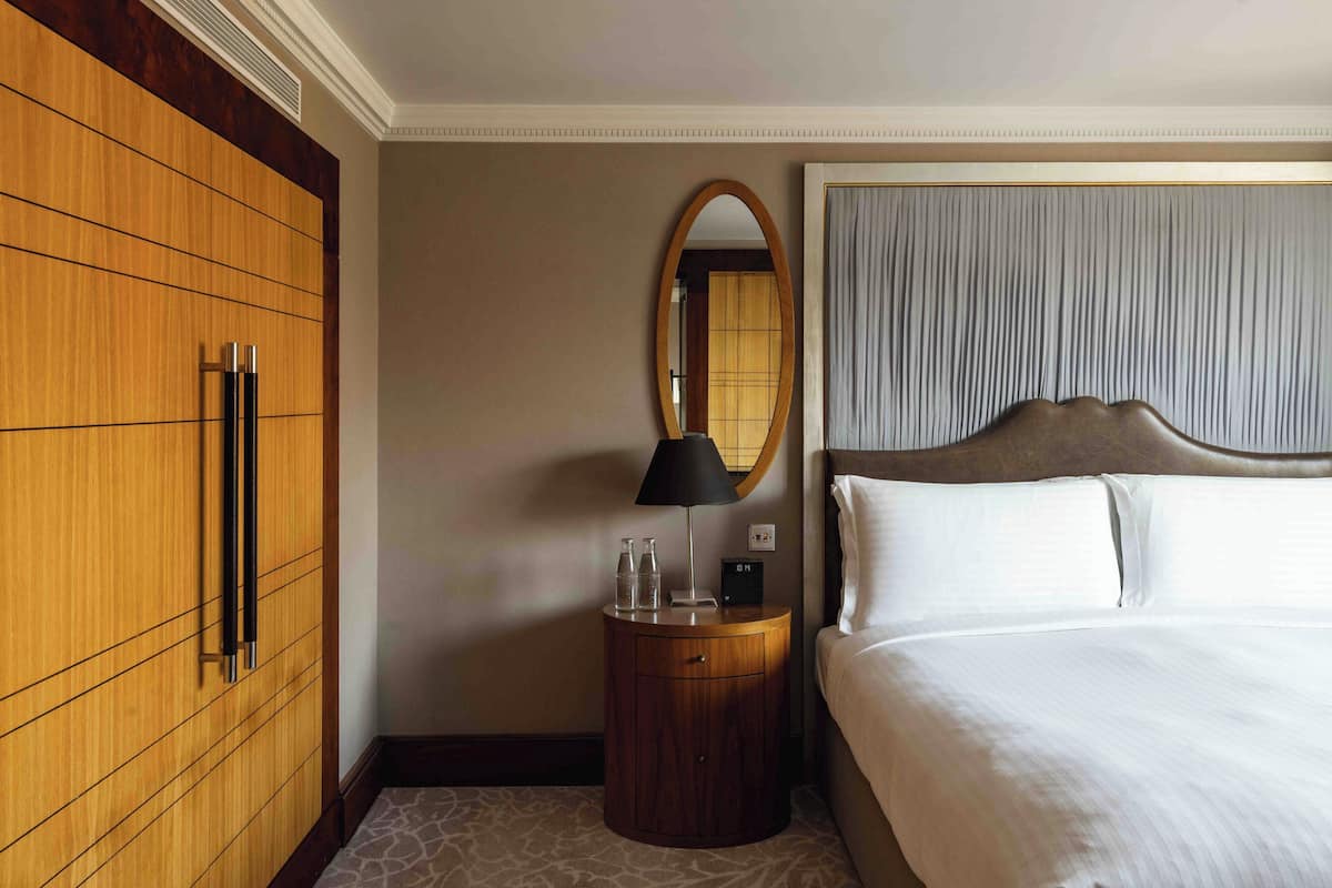Suite, 1 lit une place (Hyde Park) | 1 chambre, coffres-forts dans les chambres, bureau