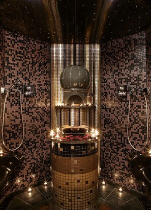 Couples treatment rooms, steam room, body treatments, hydrotherapy