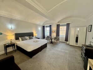 Suite, 1 Double Bed, Non Smoking