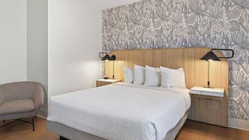 高级房, 多张床 | 办公桌、熨斗/熨衣板、床单、轮椅无障碍