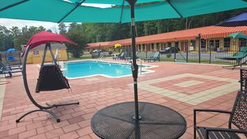 Seasonal outdoor pool