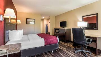 Standard Room, 1 King Bed, Non Smoking | In-room safe, desk, iron/ironing board, free cribs/infant beds