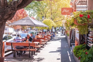 Breakfast, lunch, dinner served; al fresco dining