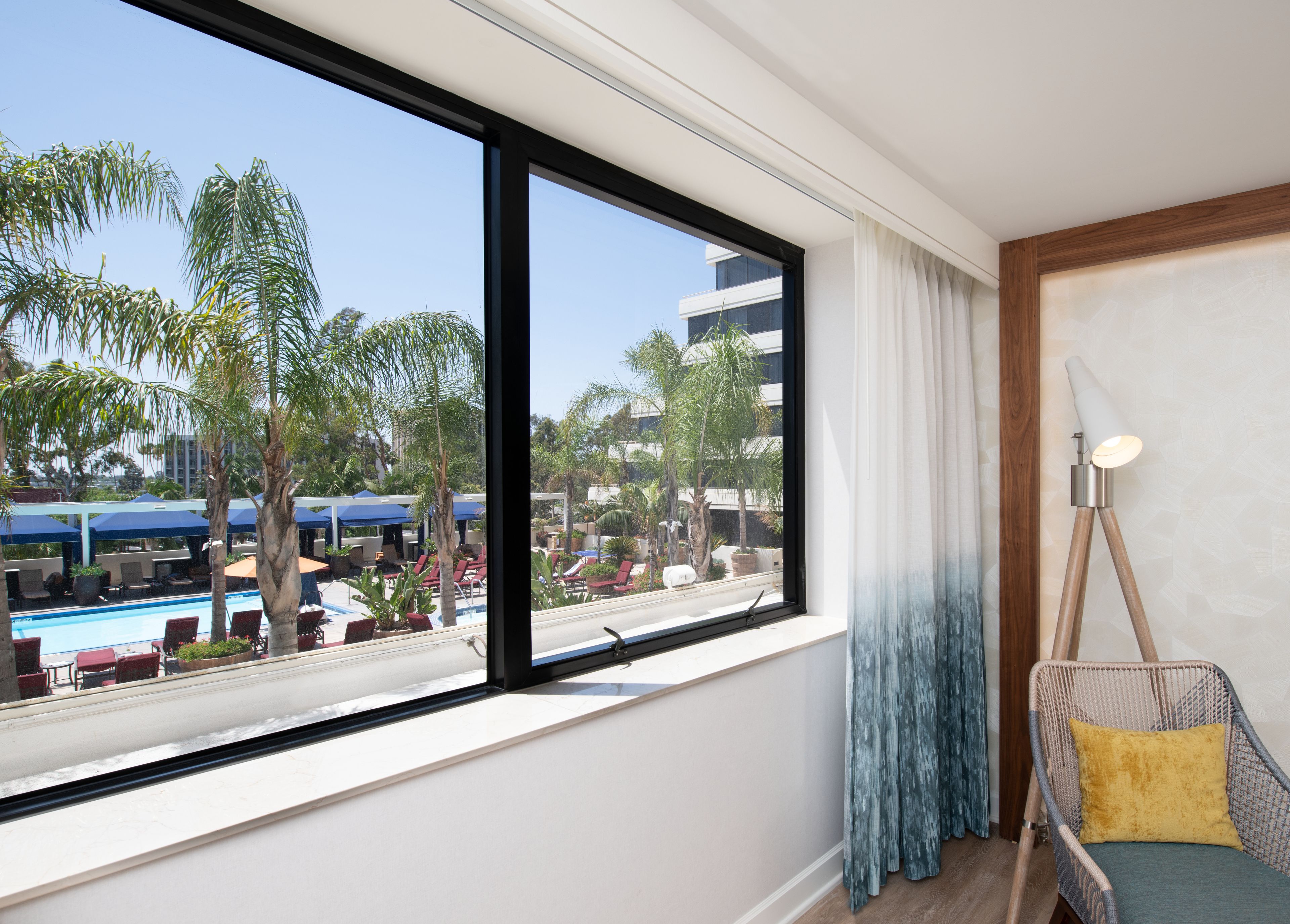 Zimmer, 2 Queen-Betten, Poolblick | Ausblick vom Zimmer