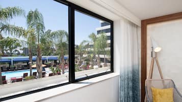 Zimmer, 2 Queen-Betten, Poolblick | Ausblick vom Zimmer