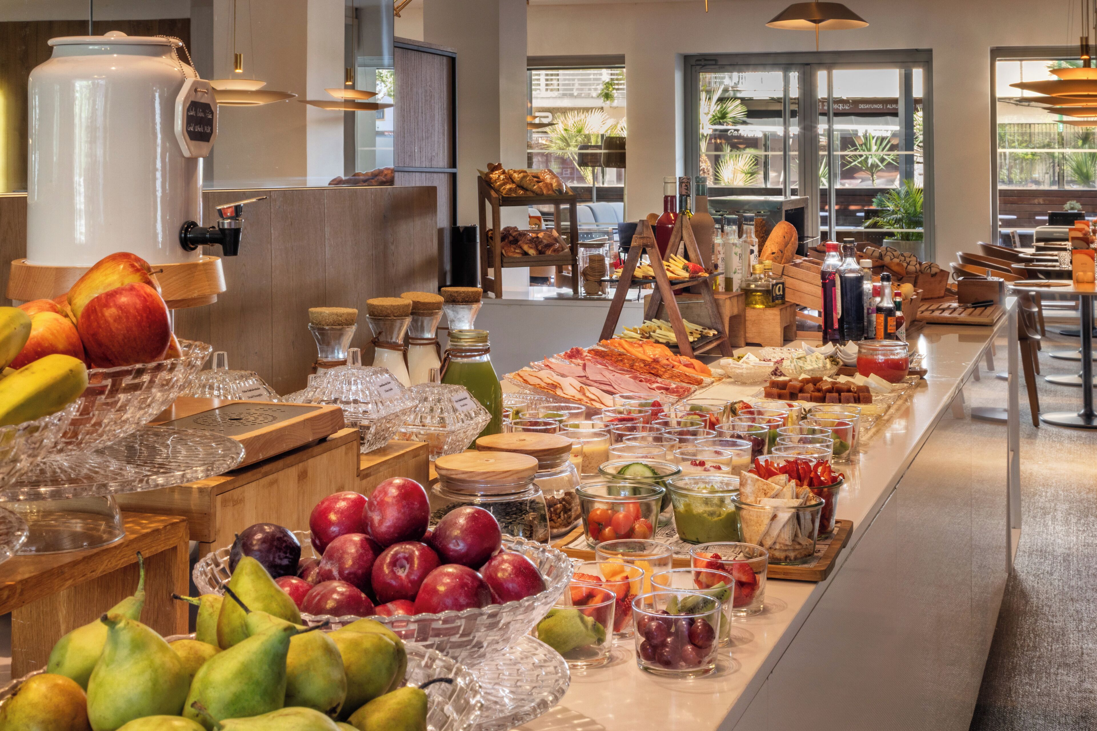 Dagelijks ontbijtbuffet (toeslag)