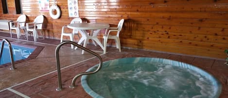 Indoor spa tub
