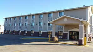 Exterior - Quality Inn I-70 at Wanamaker (Topeka)
