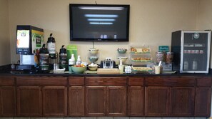 Free buffet breakfast 