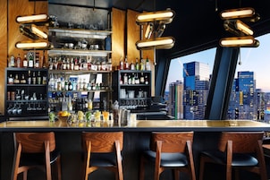 2 bares, bar en la azotea