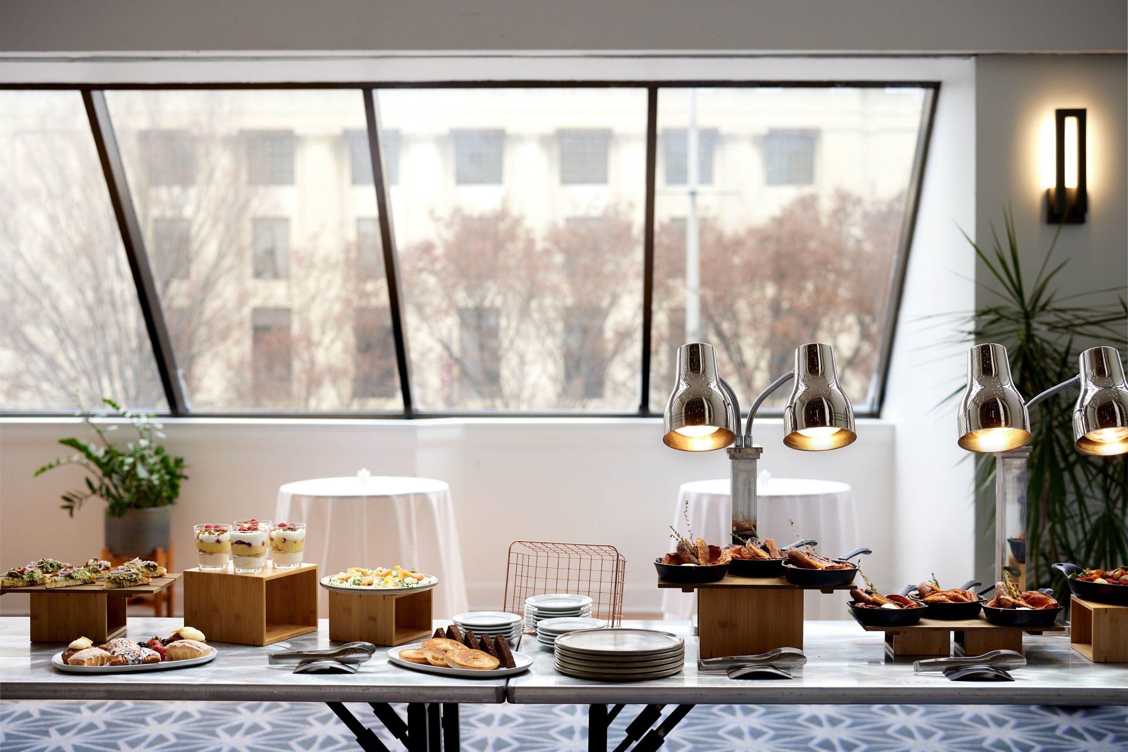 daily cooked-to-order breakfast for a fee