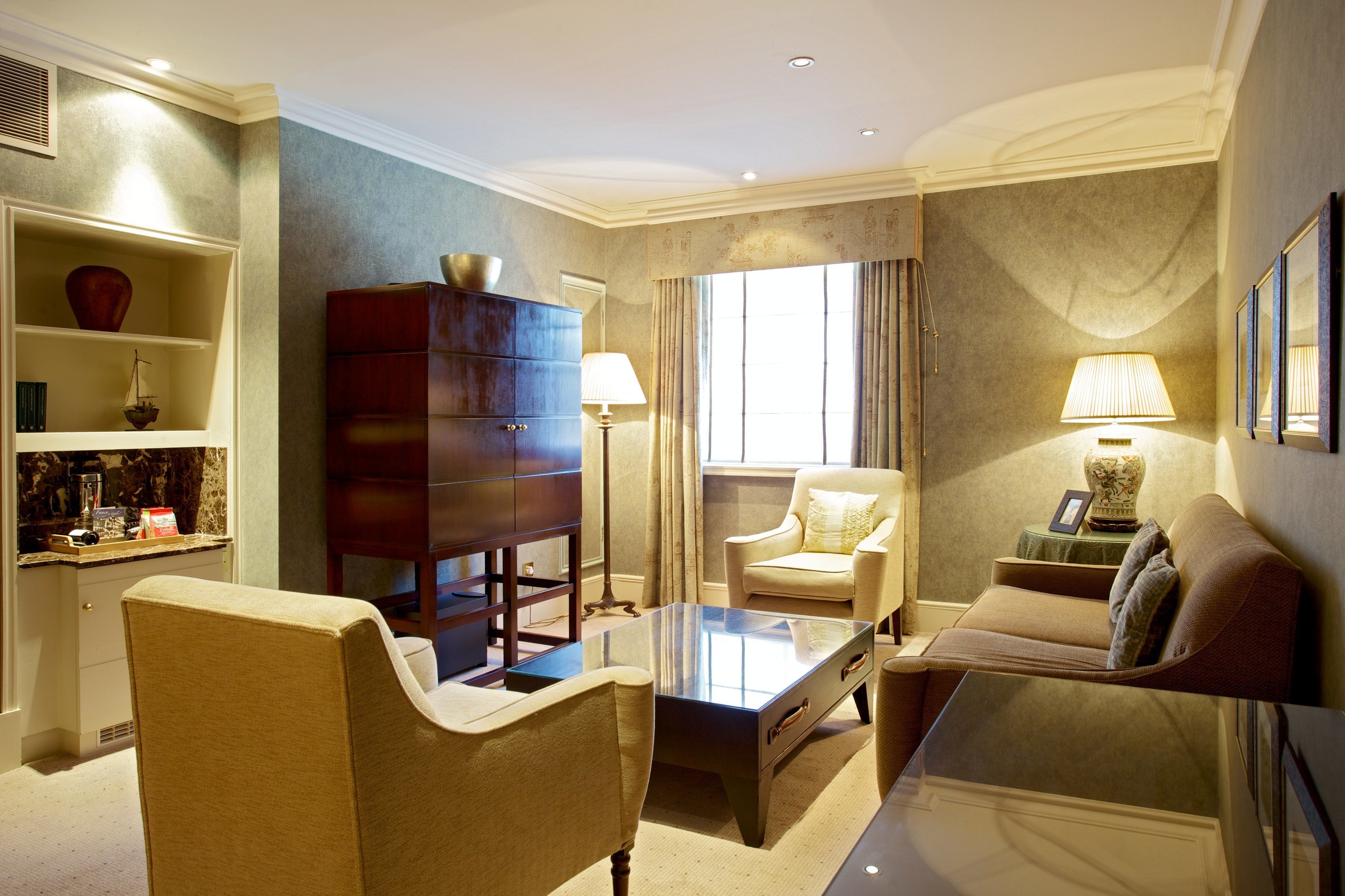 suite | premium bedding, minibar, in-room safe, individually decorated